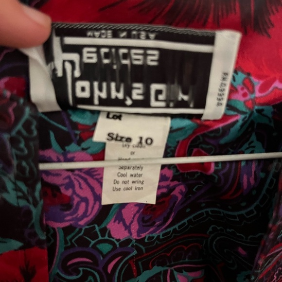 John’s Girls Floral Blouse - Picture 3 of 4